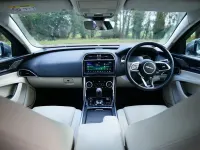 Usado Jaguar XE S 250 HP (183 kW) 2019 Cinzento Sedan