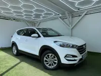 Used Hyundai Tucson SE 2017 White SUV