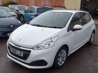 Used Peugeot 208 Access 100 HP (73 kW) 2018 White Hatchback