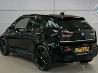 Begagnad BMW i3 Comfort Edition 135 kW (184 HK) 2022 Svart Halvkombi