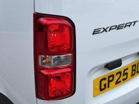 Used Peugeot Expert 143 HP (105 kW) 2025 White Van