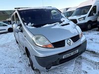 Used Renault Trafic 2006 Silver MPV