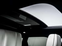 Used Land Rover Range Rover Velar HSE Dynamic 300 HP (220 kW) 2019 Black SUV