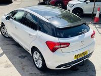 Used Citroën DS5 2014 White Hatchback