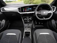 New Vauxhall Mokka Ultimate 136 HP (100 kW) 2025 Brilliant paint  arctic white SUV
