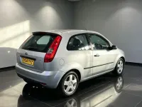 Used Ford Fiesta 80 HP (58 kW) 2004 Silver Hatchback