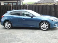 Used Mazda 3 Inclusive 120 HP (88 kW) 2018 Blue Hatchback