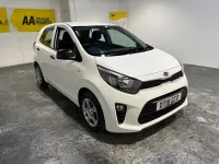 Usado Kia Picanto 66 HP (48 kW) 2018 Branco Citadino