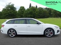 Używany Skoda Octavia vRS 265 KM (194 kW) 2025 Biały Kombi