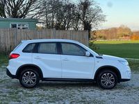 Used Suzuki Vitara SZ4 120 HP (88 kW) 2016 White SUV
