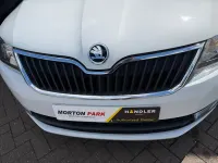 Used Skoda Rapid SE 90 HP (66 kW) 2017 White Hatchback