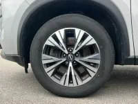 Usado Nissan X-Trail Acenta Premium 213 HP (156 kW) 2024 Prateado SUV