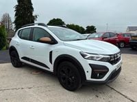 New Dacia Sandero Extreme 90 HP (66 kW) 2025 White Hatchback