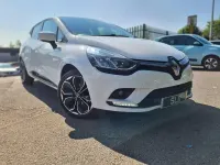 Used Renault Clio Iconic 110 HP (80 kW) 2018 White Hatchback