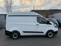 Second-hand Ford Transit Custom 105 CP (77 kW) 2019 Alb Van