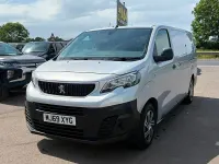 Used Peugeot Expert 120 HP (88 kW) 2019 Silver Van
