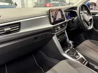 Used VW T-Roc Life 150 HP (110 kW) 2022 Blue SUV