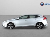 Used Volvo V40 R-Design 122 HP (89 kW) 2019 Hatchback