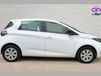 Used Renault Zoe Play 80 kW (109 HP) 2022 White Hatchback