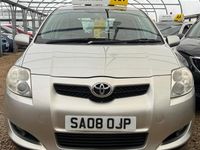 Used Toyota Auris 124 HP (91 kW) 2008 Silver Hatchback
