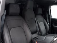 Novo Land Rover Defender SE Dynamic 2026 SUV