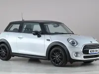 Używany Mini Cooper Hatch 136 KM (100 kW) 2018 Srebrny Hatchback