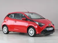 Gebraucht Toyota Aygo X-play 72 PS (52 kW) 2020 Rot Kleinwagen