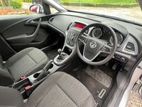used Vauxhall Astra 1.6 CDTi 16V ecoFLEX Design 5dr