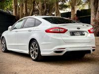 Begagnad Ford Mondeo ST-Line 180 HK (132 kW) 2017 Vit Halvkombi