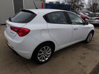 Used Alfa Romeo Giulietta 150 HP (110 kW) 2016 White Hatchback
