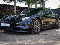Usado Porsche Taycan 350 kW (476 HP) 2023 Sedan