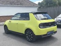 Used Honda e Advance 113 kW (154 HP) 2021 Charge yellow Hatchback