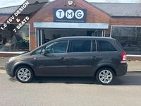 Used Vauxhall Zafira Design Edition 115 HP (84 kW) 2012 Grey MPV