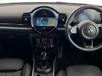 Usado Mini Cooper Clubman Exclusive 134 CV (98 kW) 2024 Plateado Familiar