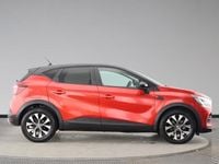 Used Renault Captur Evolution 143 HP (105 kW) 2023 Red/black SUV