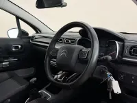 Used Citroën C3 Flair 83 HP (61 kW) 2019 White Hatchback