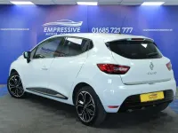 Used Renault Clio Iconic 75 HP (55 kW) 2019 White Hatchback