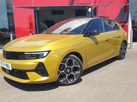 Second-hand Vauxhall Astra Ultimate 131 CP (96 kW) 2024 Galben Hatchback