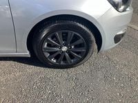 Usado Peugeot 308 Allure 120 HP (88 kW) 2016 Prateado Citadino