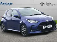 Used Toyota Yaris Design 113 HP (83 kW) 2023 Blue Hatchback