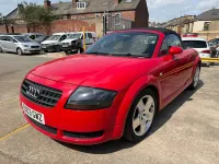 Begagnad Audi TT 2003 Röd Sportkupé