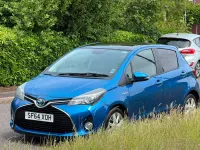 Used Toyota Yaris 101 HP (74 kW) 2014 Blue Hatchback