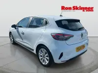 Used Renault Clio Evolution 2025 White Hatchback