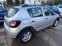 Used Dacia Sandero Lauréate 90 HP (66 kW) 2014 Silver Hatchback