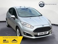 Usado Ford Fiesta Zetec 2014 Prateado Citadino
