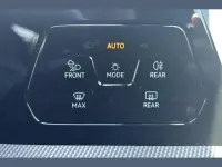 Novo VW Golf VIII Black Edition 150 HP (110 kW) 2026 Cinzento Citadino