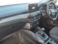 Second-hand Ford Focus Style 125 CP (91 kW) 2023 Albastru Hatchback