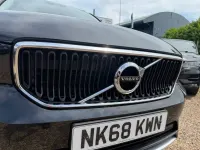 Used Volvo XC40 Momentum 156 HP (114 kW) 2018 Black SUV