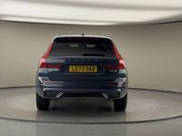 Second-hand Volvo XC60 Plus 250 CP (183 kW) 2023 Albastru SUV