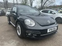 Usado VW Beetle Design 105 HP (77 kW) 2018 Preto Citadino